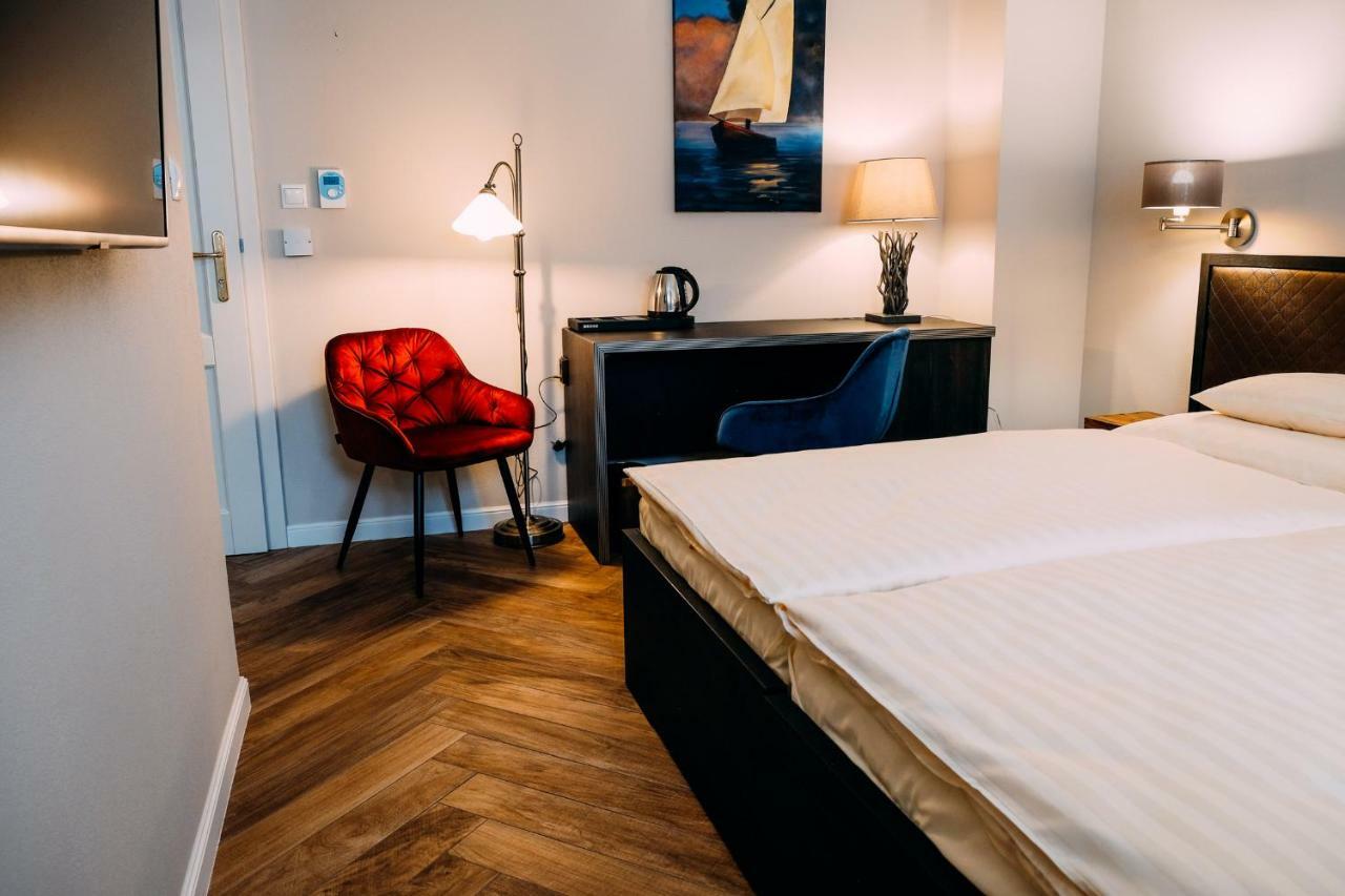 Penzion Flamm Rajecké Teplice Exteriör bild